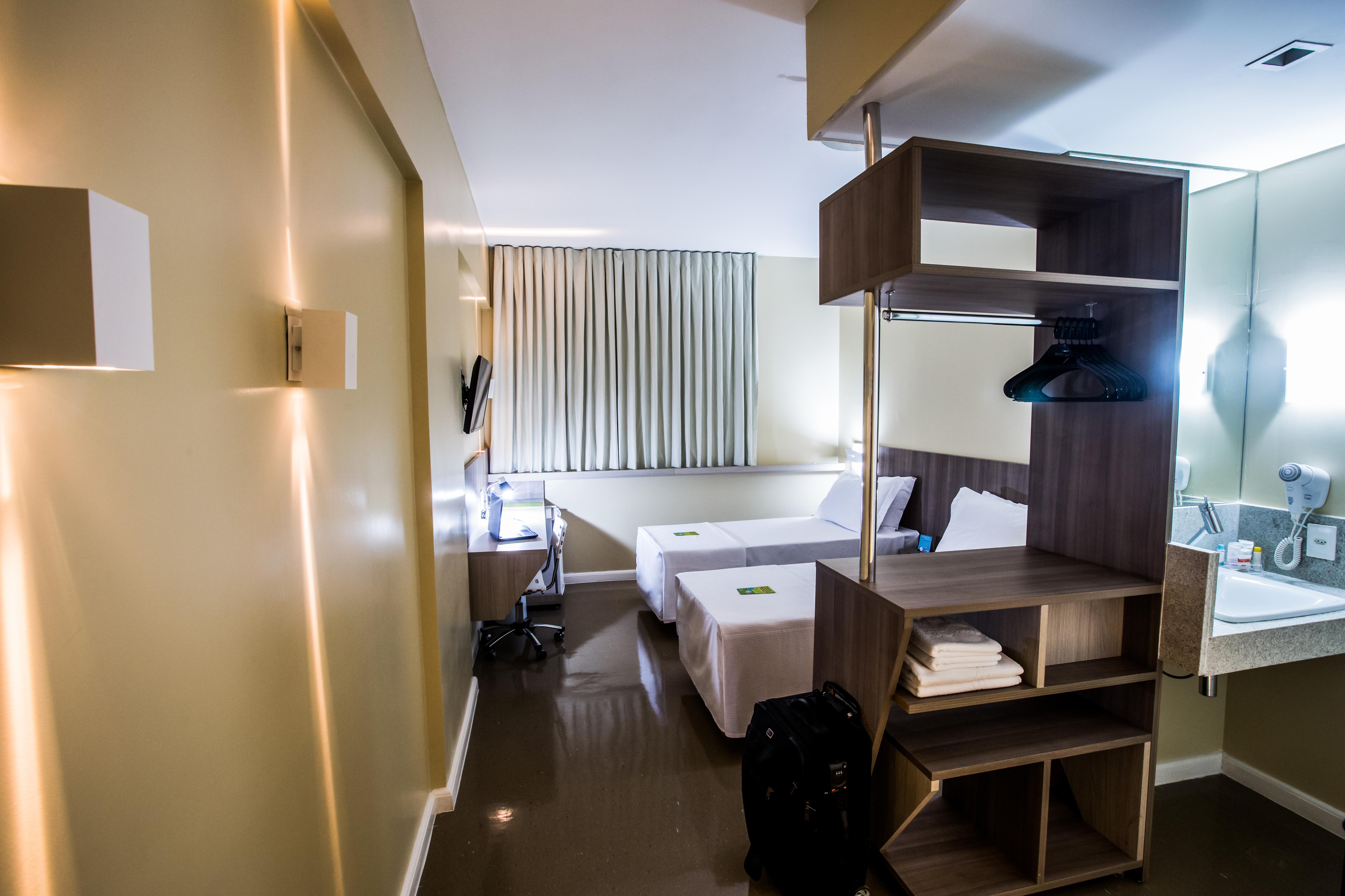 Slim Cuiaba Aeroporto Hotel Ngoại thất bức ảnh