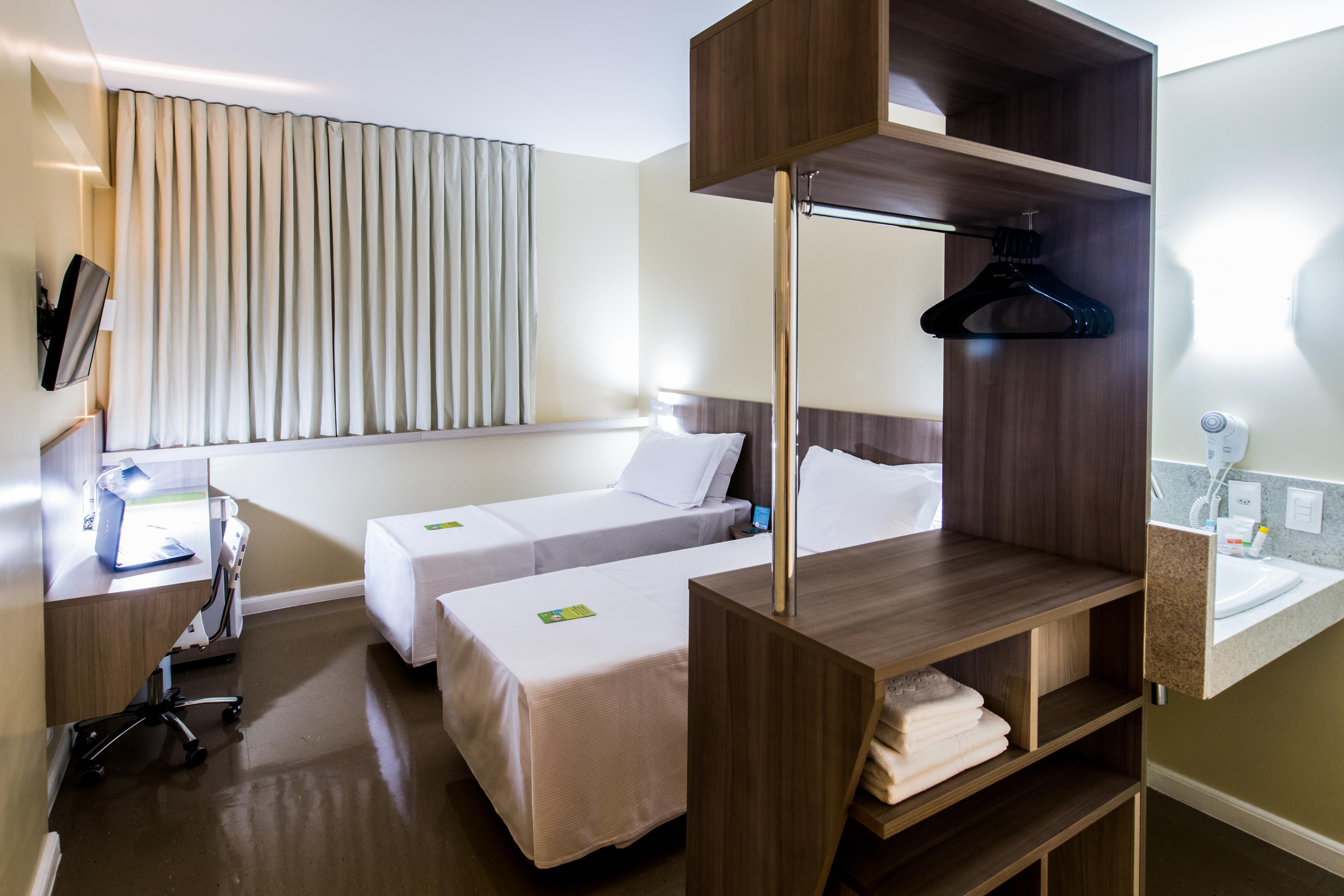 Slim Cuiaba Aeroporto Hotel Ngoại thất bức ảnh